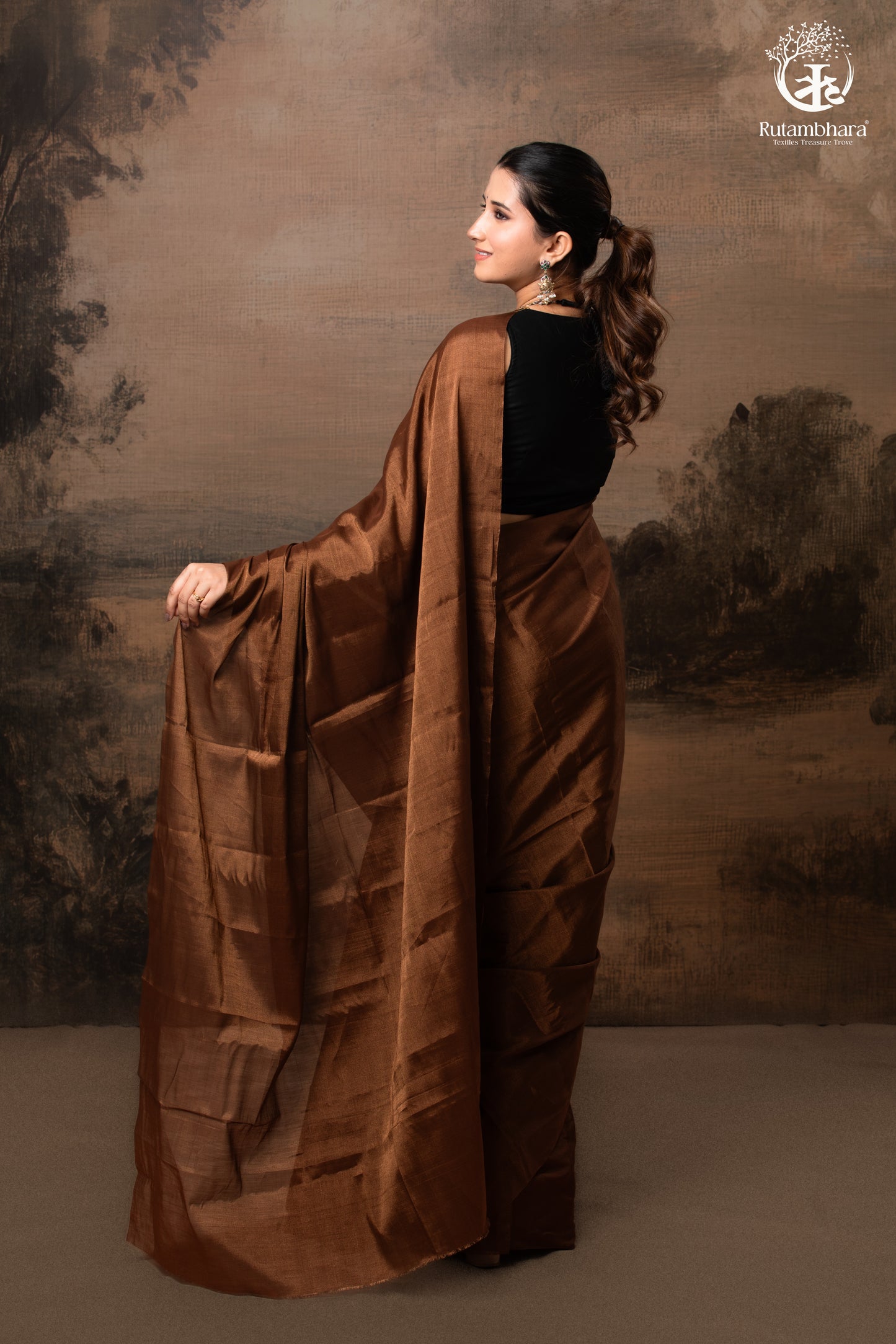 Swarvi - Metallic Brown Handwoven Chanderi Tissue Saree
