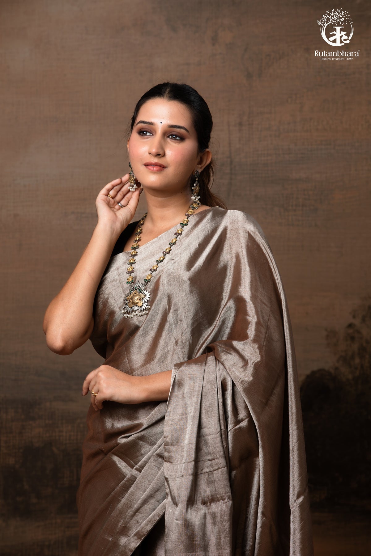 Swarvi - Lustrous SIlver Brown Handwoven Chanderi Tissue Saree