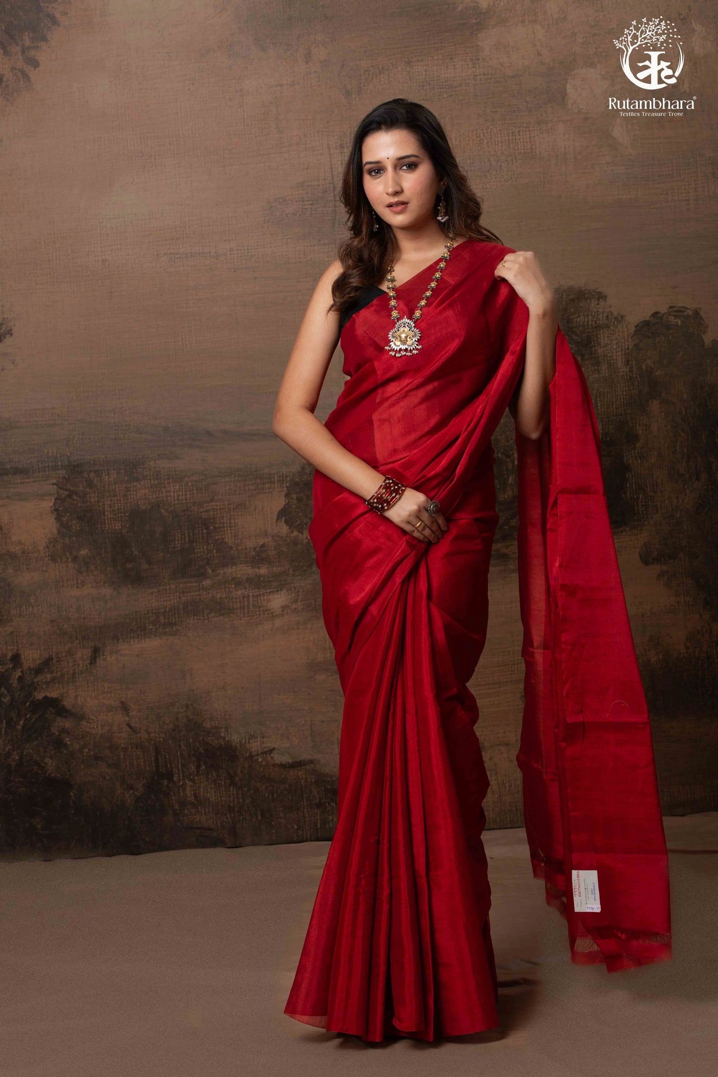 Swarvi - Metallic Rouge Handwoven Chanderi Tissue Saree