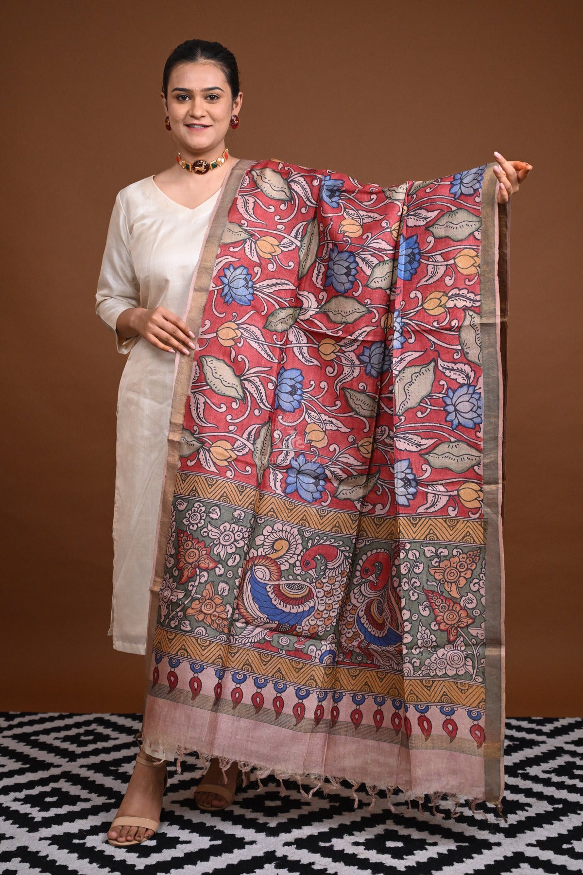 Hand Painted Pen Kalamkari Tussar Silk Dupatta