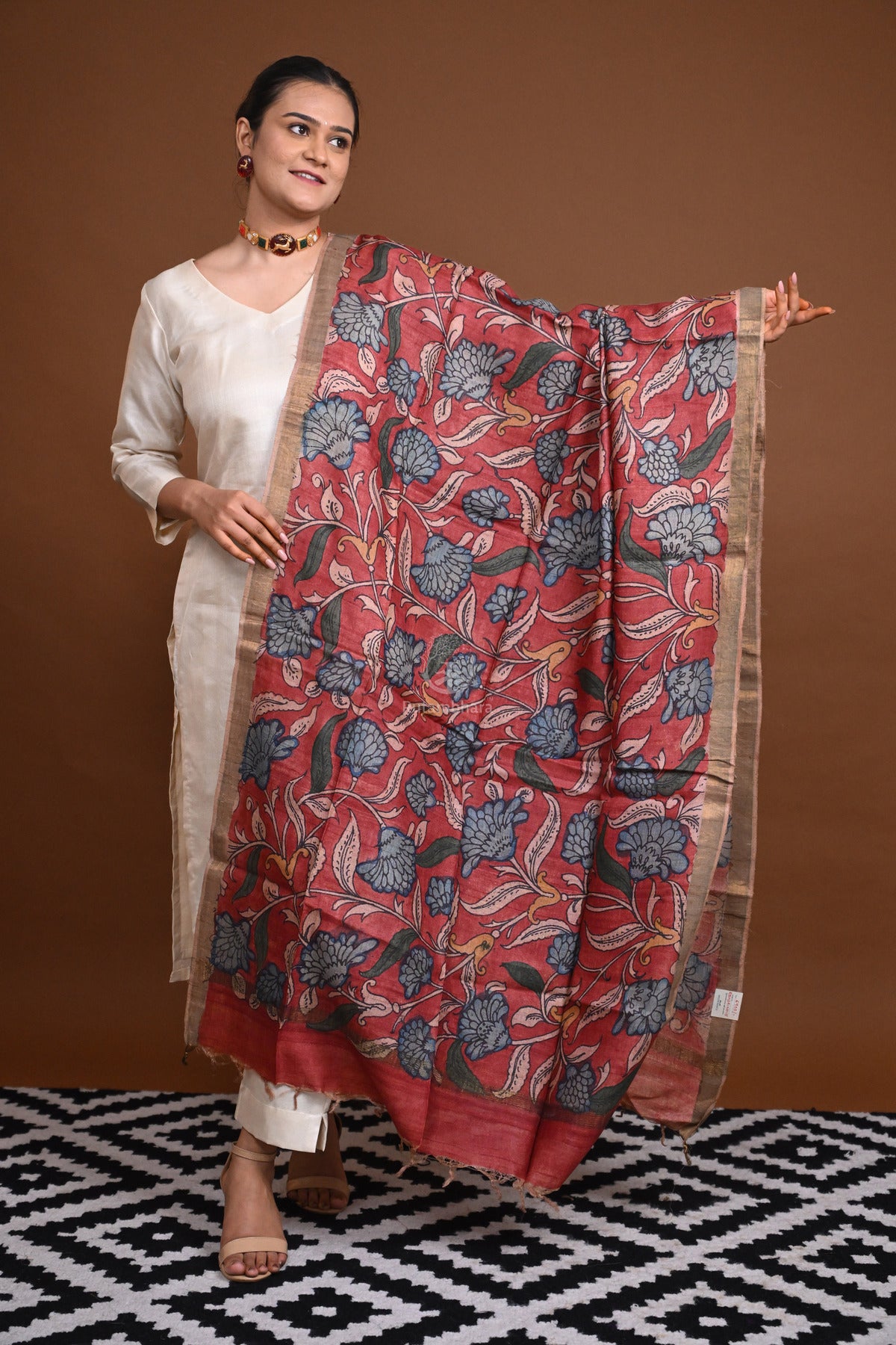 Hand Painted Pen Kalamkari Tussar Silk Dupatta