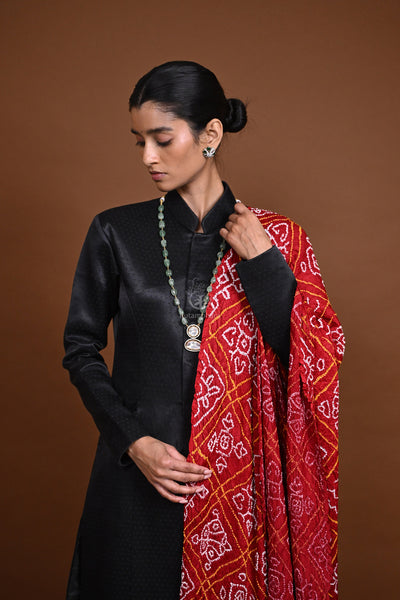 Handcrafted Bandhani Gajji Silk Dupatta-Rutambhara-RUTAMBHARA
