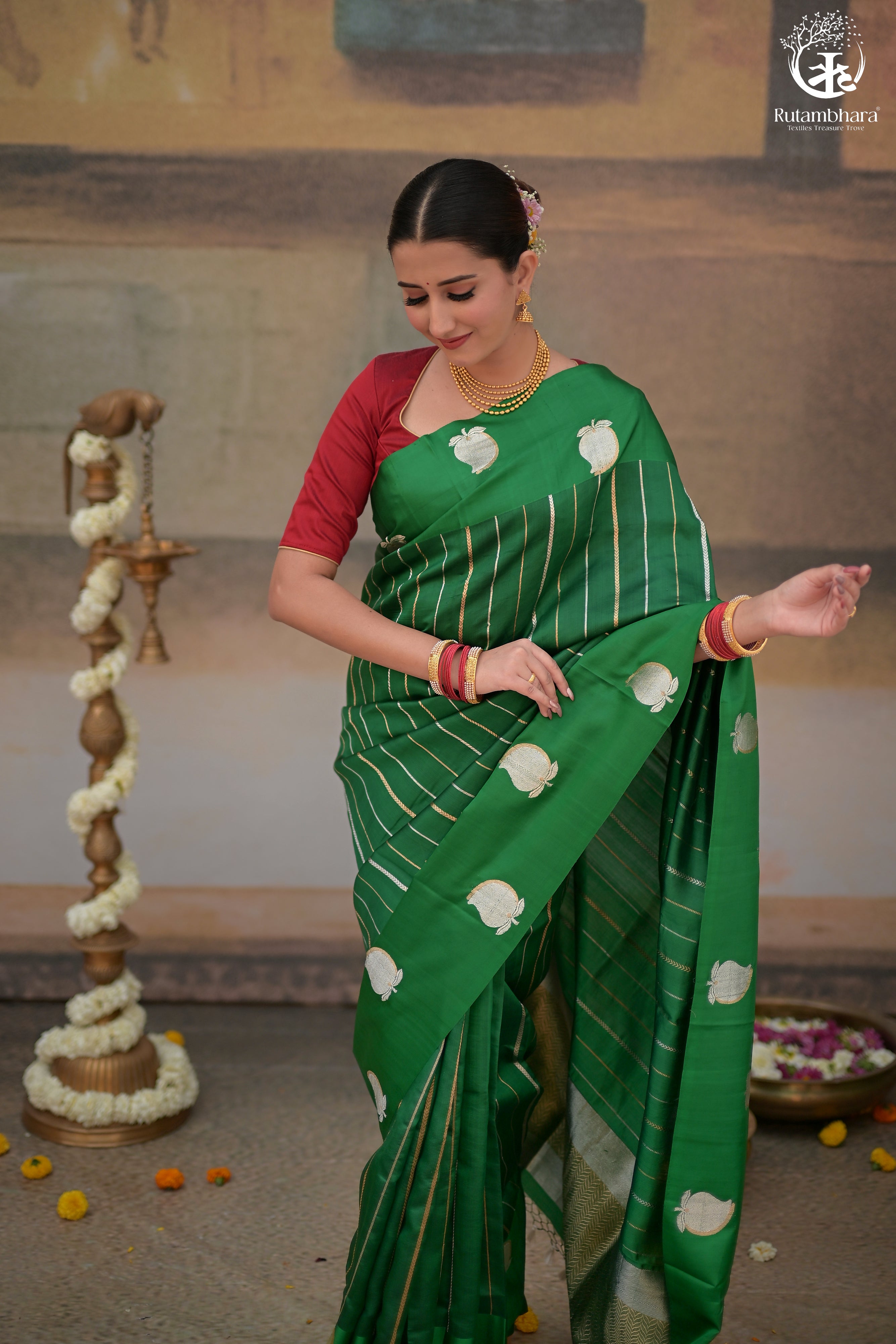 NOUSHK - ROYAL GREEN BANARASI SAREE WITH SONA-RUPA ZARI KAIRI MOTIFS IN MASHROO BORDER