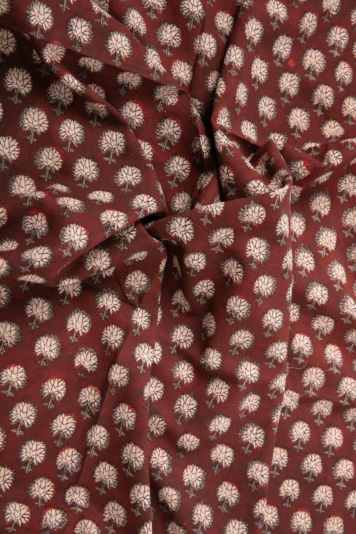 ARTISANAL DABU PRINT WITH TREE MOTIF