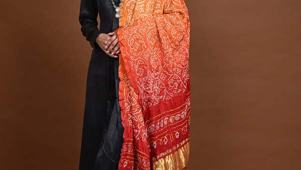 Red and orange ombre Bandhani gajji silk dupatta