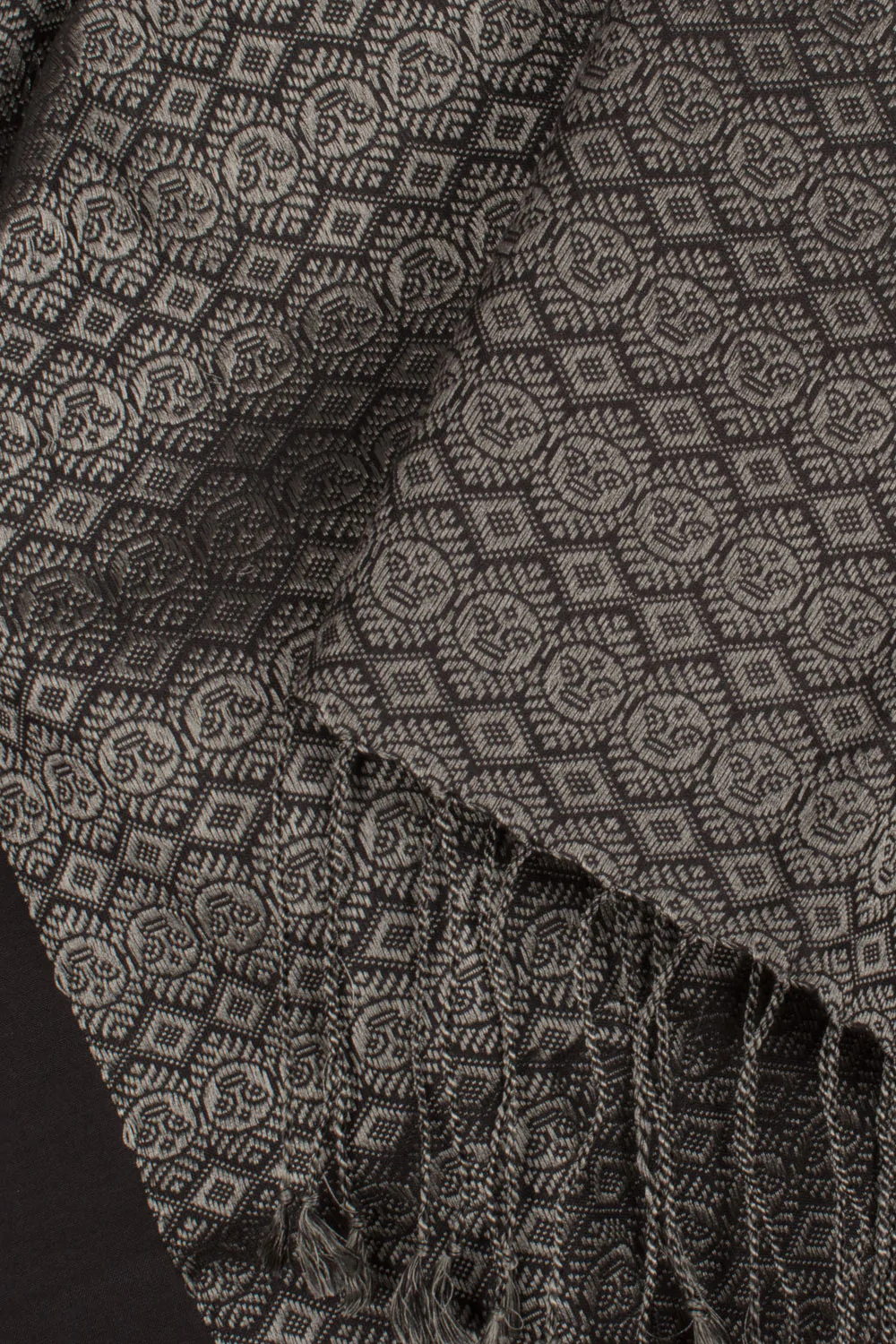 Handloom Karnataka Khun Silk Cotton Stoles - Black-Rutambhara-RUTAMBHARA