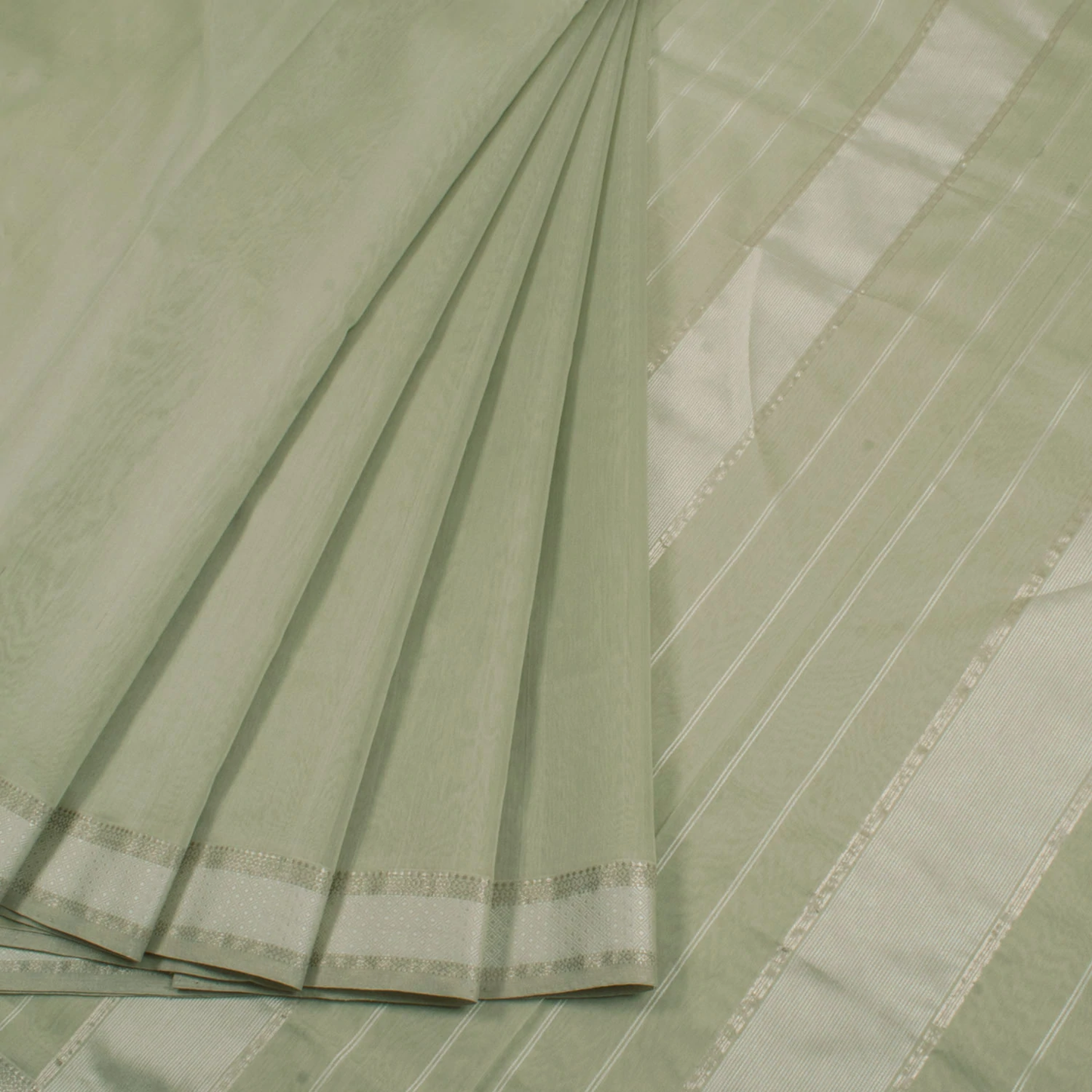 Handwoven Maheshwari Silk Cotton Saree