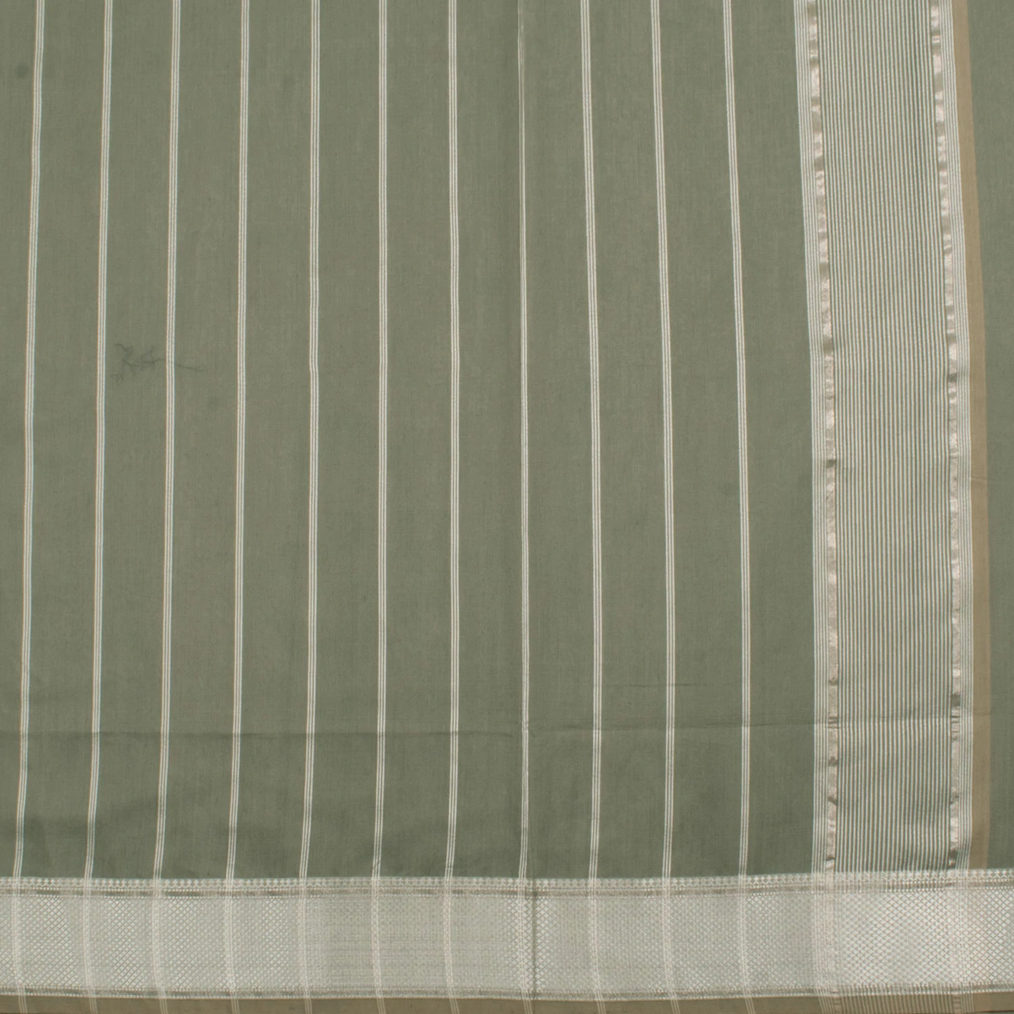 Handwoven Maheshwari Silk Cotton Saree