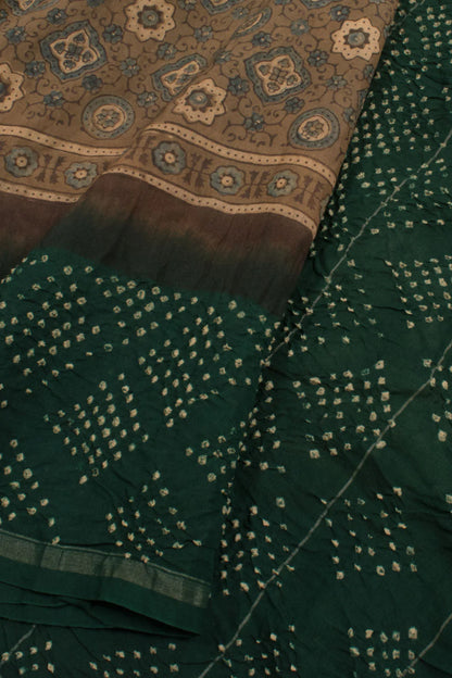 Handcrafted Ajrakh and Bandhani Chanderi Saree-Rutambhara-RUTAMBHARA