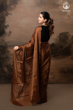 Swarvi - Metallic Brown Handwoven Chanderi Tissue Saree-RUTAMBHARA -RUTAMBHARA
