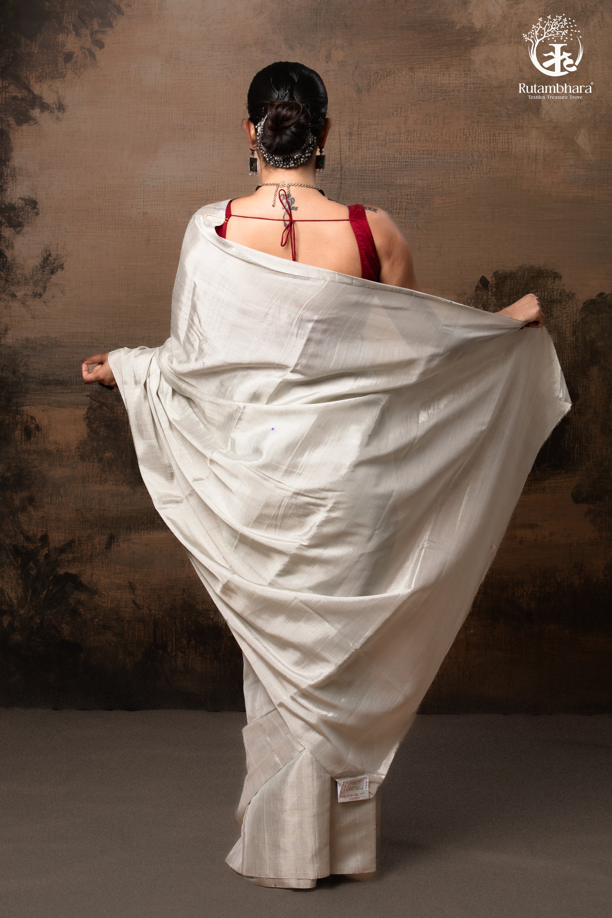 Swarvi - Silver Zari Handwoven Chanderi Tissue Saree-RUTAMBHARA -RUTAMBHARA