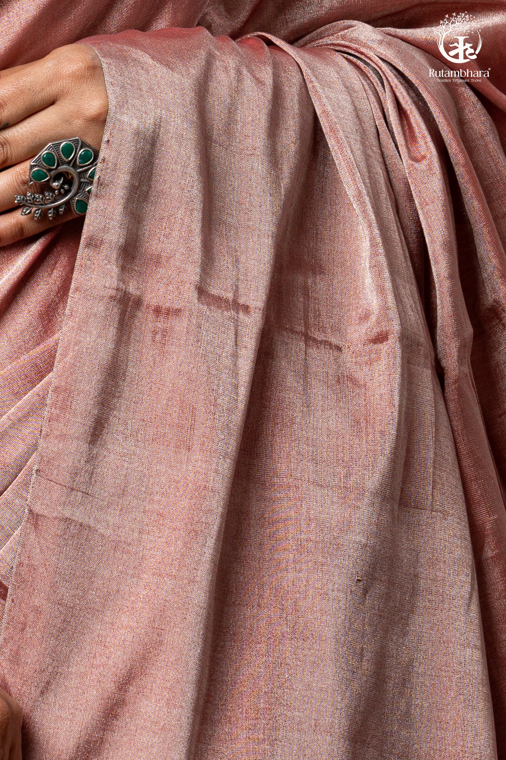 Swarvi - Argent Rouge Handwoven Chanderi Tissue Saree-RUTAMBHARA -RUTAMBHARA