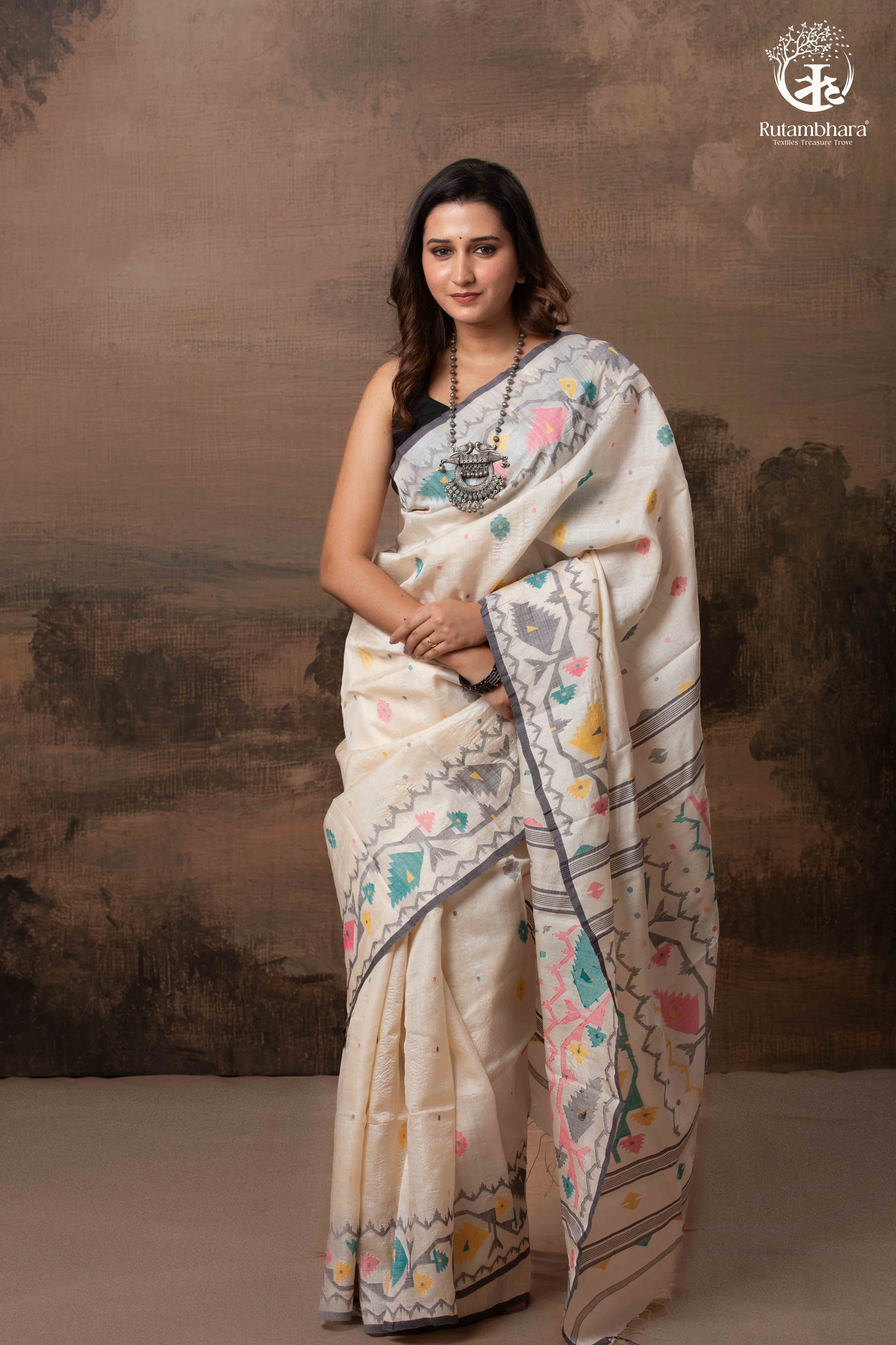 Off-White Handwoven Jamdani Tussar Silk Saree