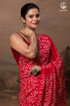 Radiant Tradition: Gajji Silk Bandhani Saree in Red & Pink