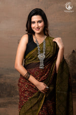 Handcrafted Ajrakh and Bandhani Chanderi Saree-Rutambhara-RUTAMBHARA