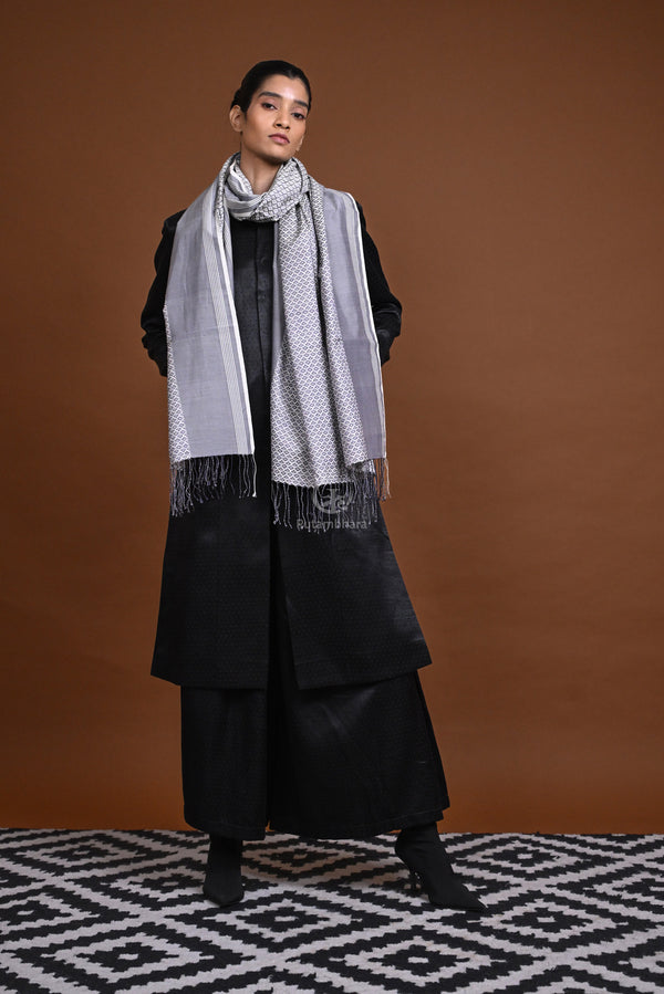 Eiraa - Handwoven Monochrome stole with broad plain border elegantly woven with silk and cotton yarns.-Rutambhara-RUTAMBHARA