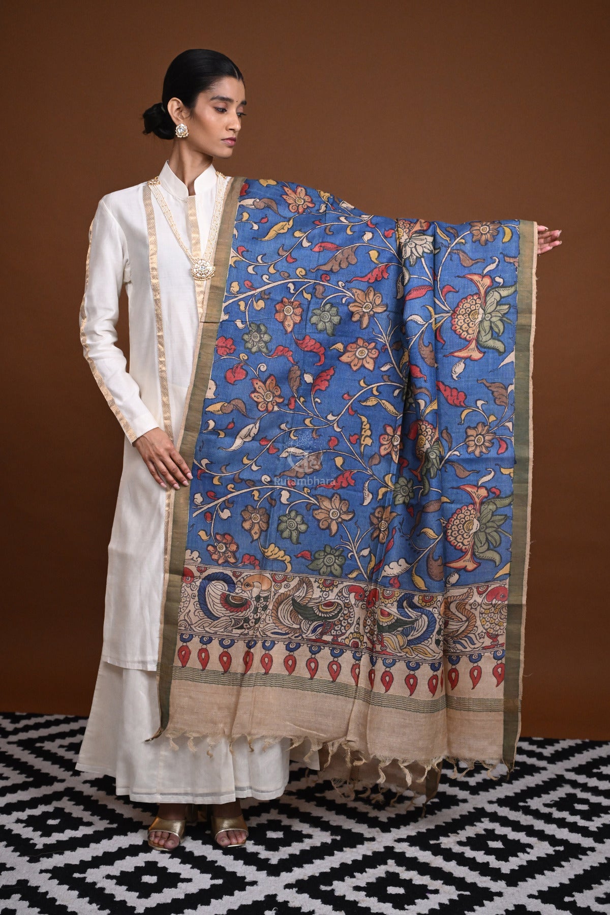 Hand Painted Pen Kalamkari Tussar Silk Dupatta