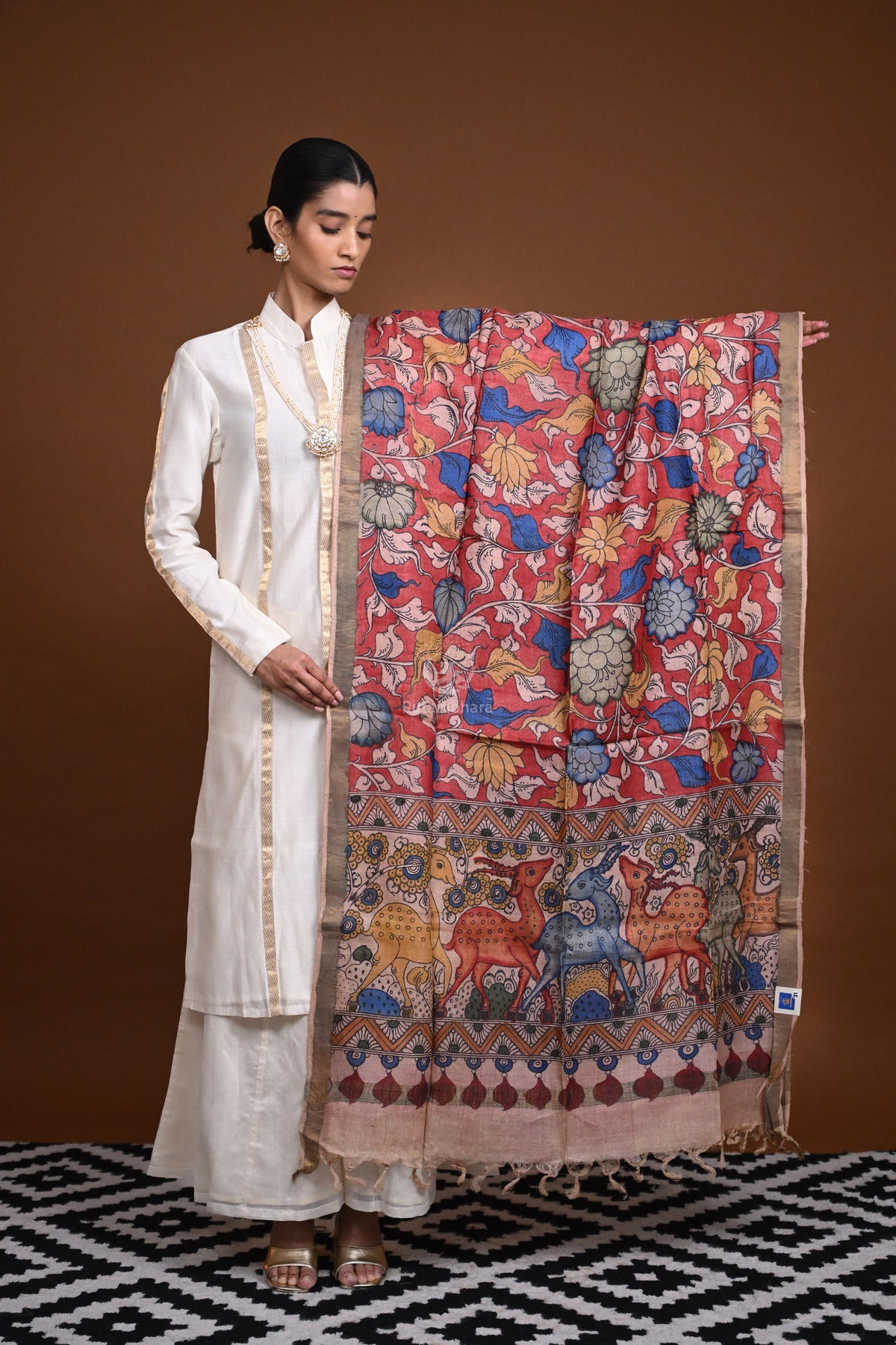 Hand Painted Pen Kalamkari Tussar Silk Dupatta