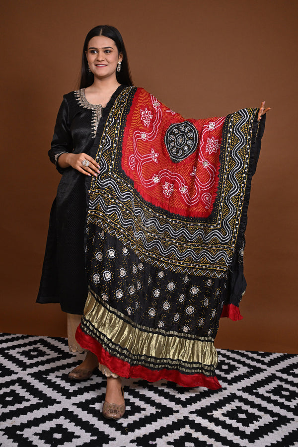 Handcrafted Bandhani Gajji Silk Dupatta-Rutambhara-RUTAMBHARA