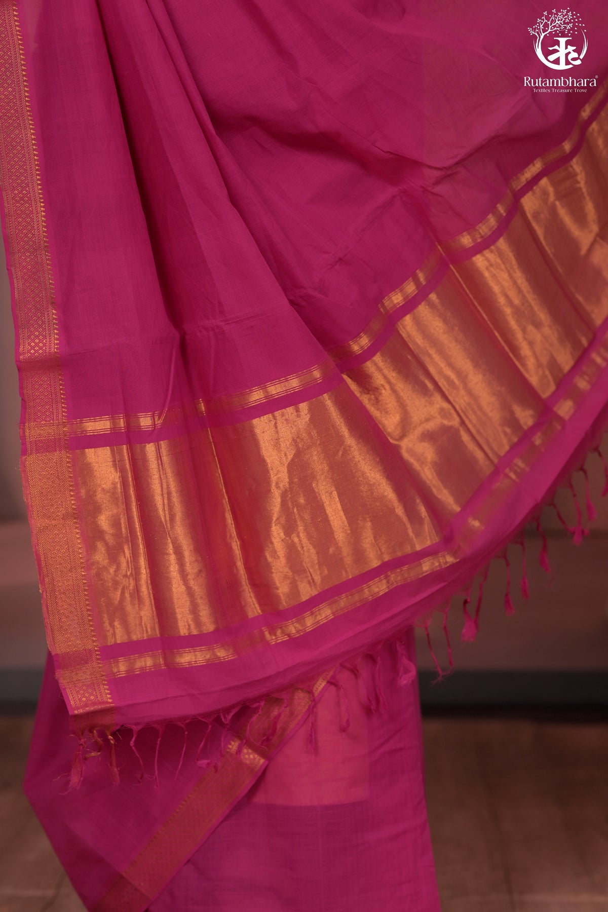 Bhadra - Elegant Magenta Pure Cotton Saree with Zari Border and Kalamkari Blouse Piece