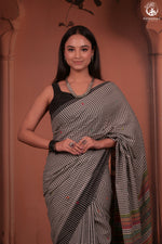 JESAAL - Classic Black And White Checks Saree With Handwoven Kuchhi Pallu