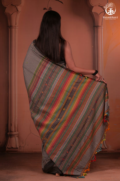 JESAAL - Classic Black And White Checks Saree With Handwoven Kuchhi Pallu