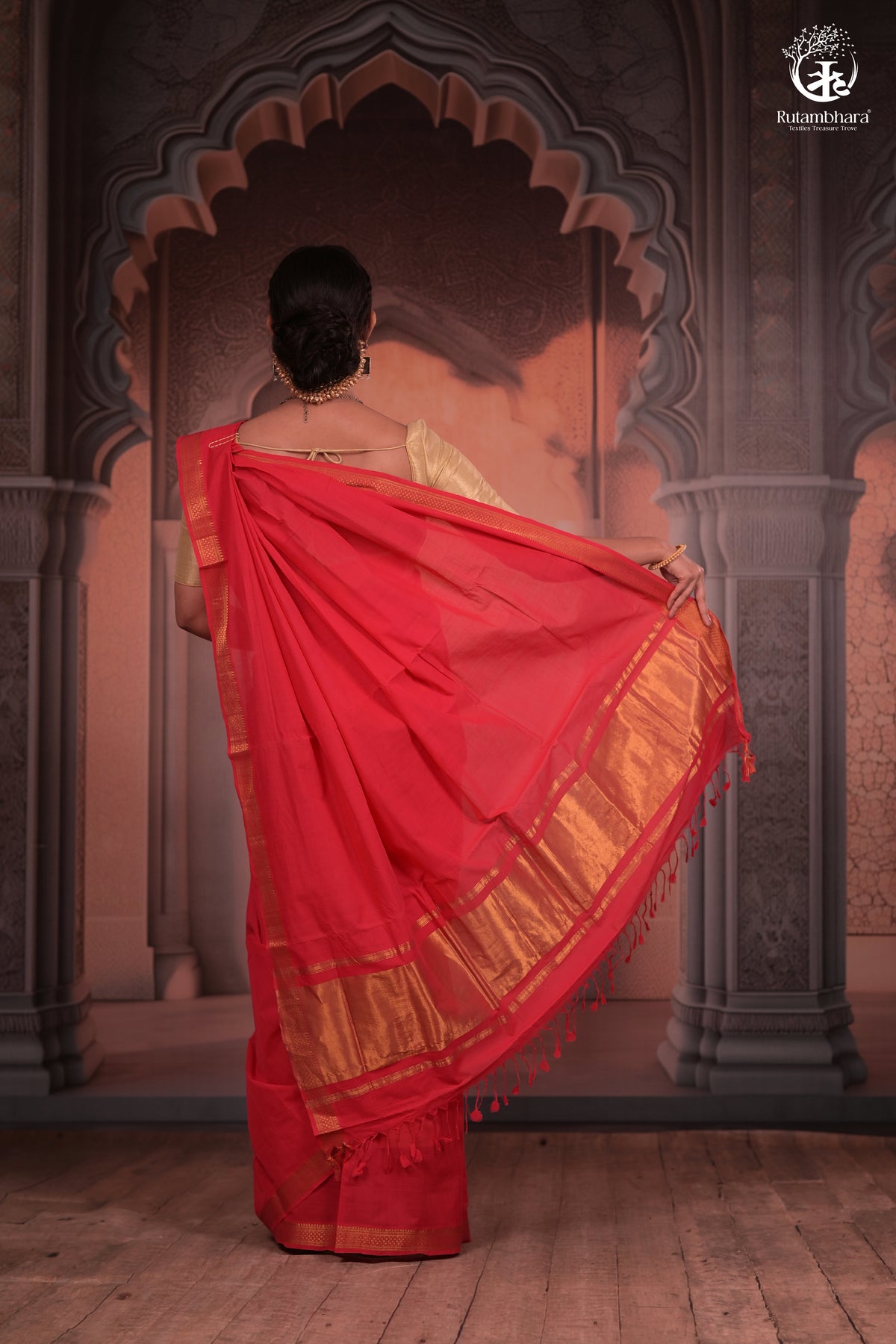Bhadra - Elegant Gulaal Red Pure Cotton Saree with Gold Zari and Kalamkari Blouse Piece