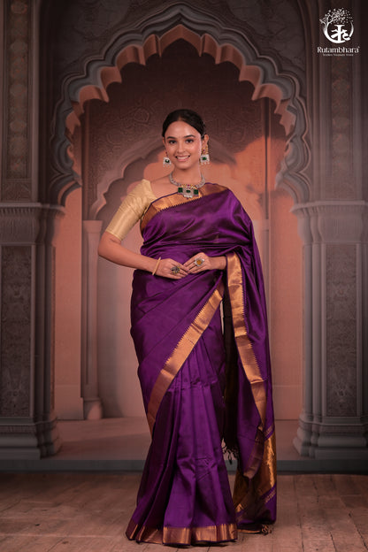 BHADRA - Elegant Mangalgiri Silk Saree with Lustrous Gold Border-RUTAMBHARA-RUTAMBHARA