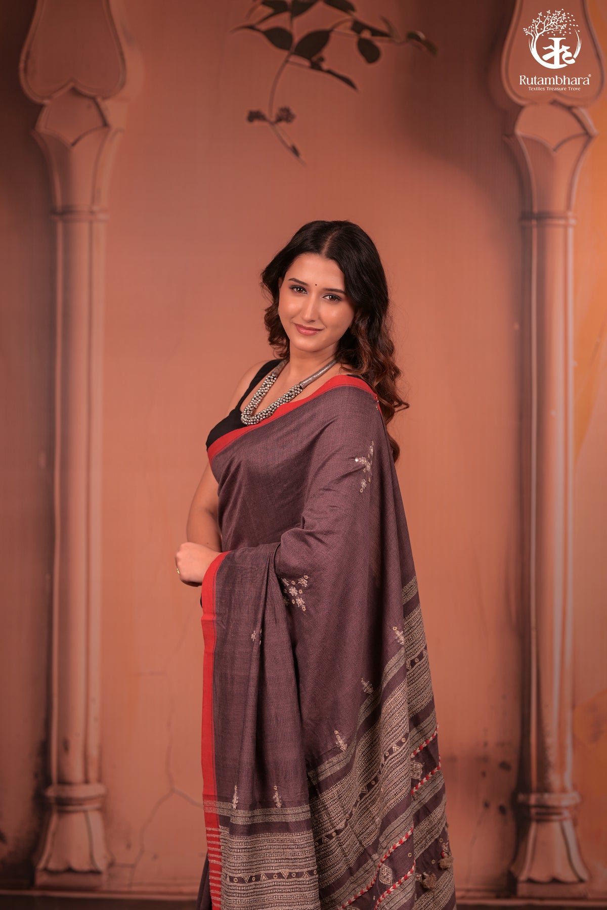 JESAAL - Authentic Kutchhi Handloom Saree in Cotton and Silk Weave