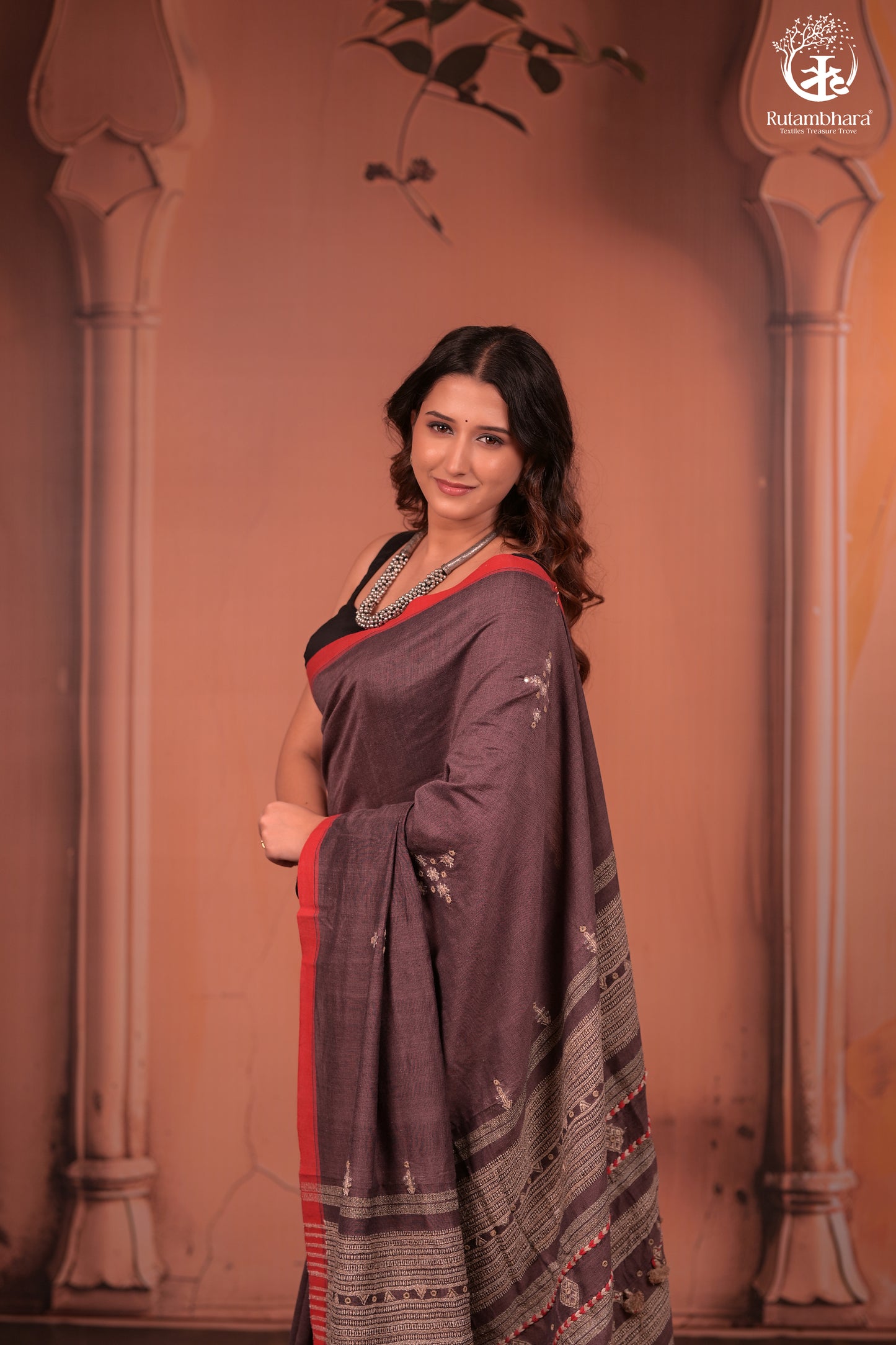 JESAAL - Authentic Kutchhi Handloom Saree in Cotton and Silk Weave