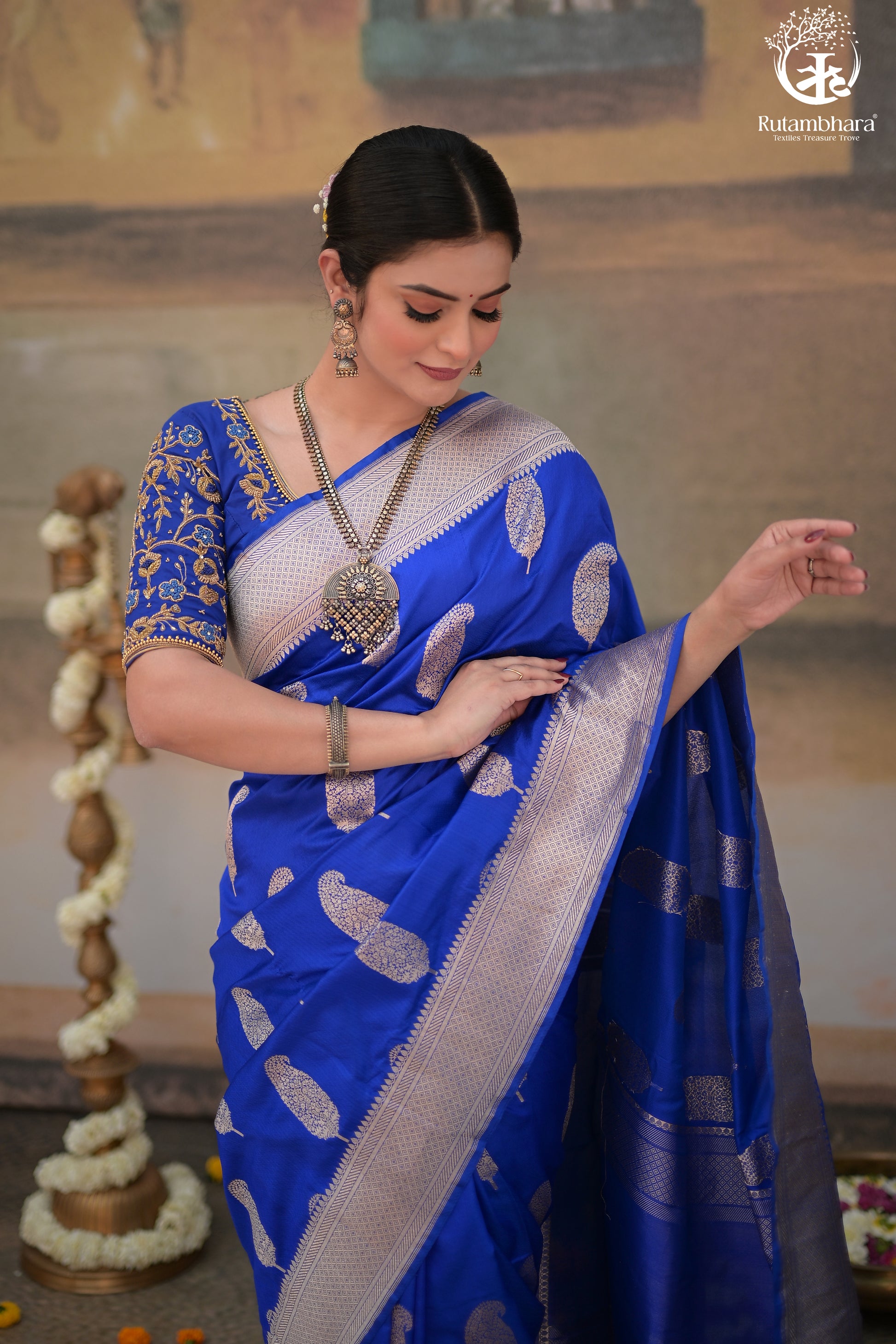 Noushk - Royal Blue Banarasi Saree With Silver Zari Paisley Motifs-Rutambhara-RUTAMBHARA