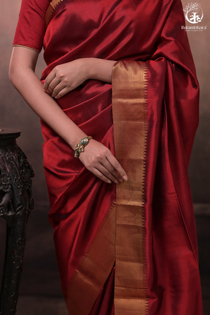 Bhadra - Reddish Maroon Plain Handwoven Silk Saree With Gold Zari Border-Rutambhara-RUTAMBHARA