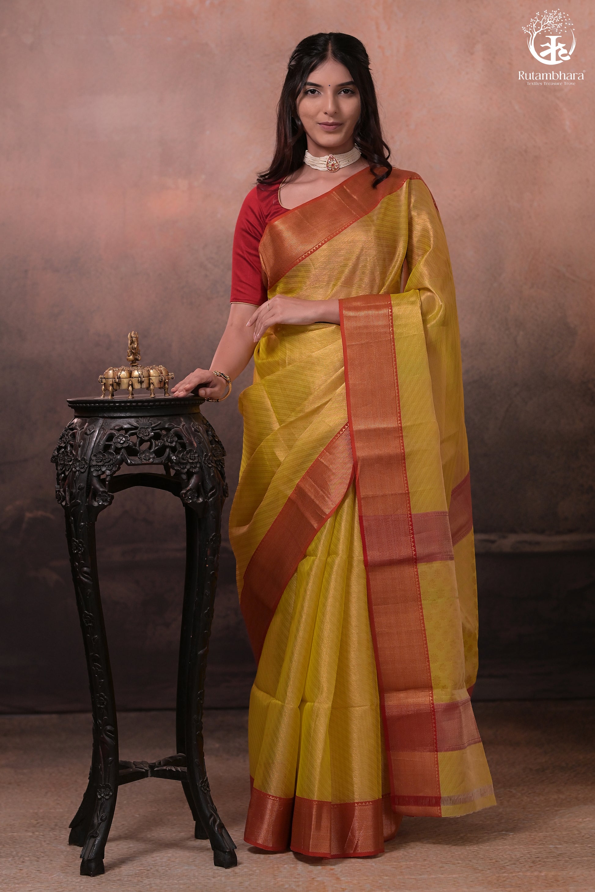 Swarvi - Elegant Lime Green Chanderi Jamawar Saree with Red Accents-RUTAMBHARA-RUTAMBHARA