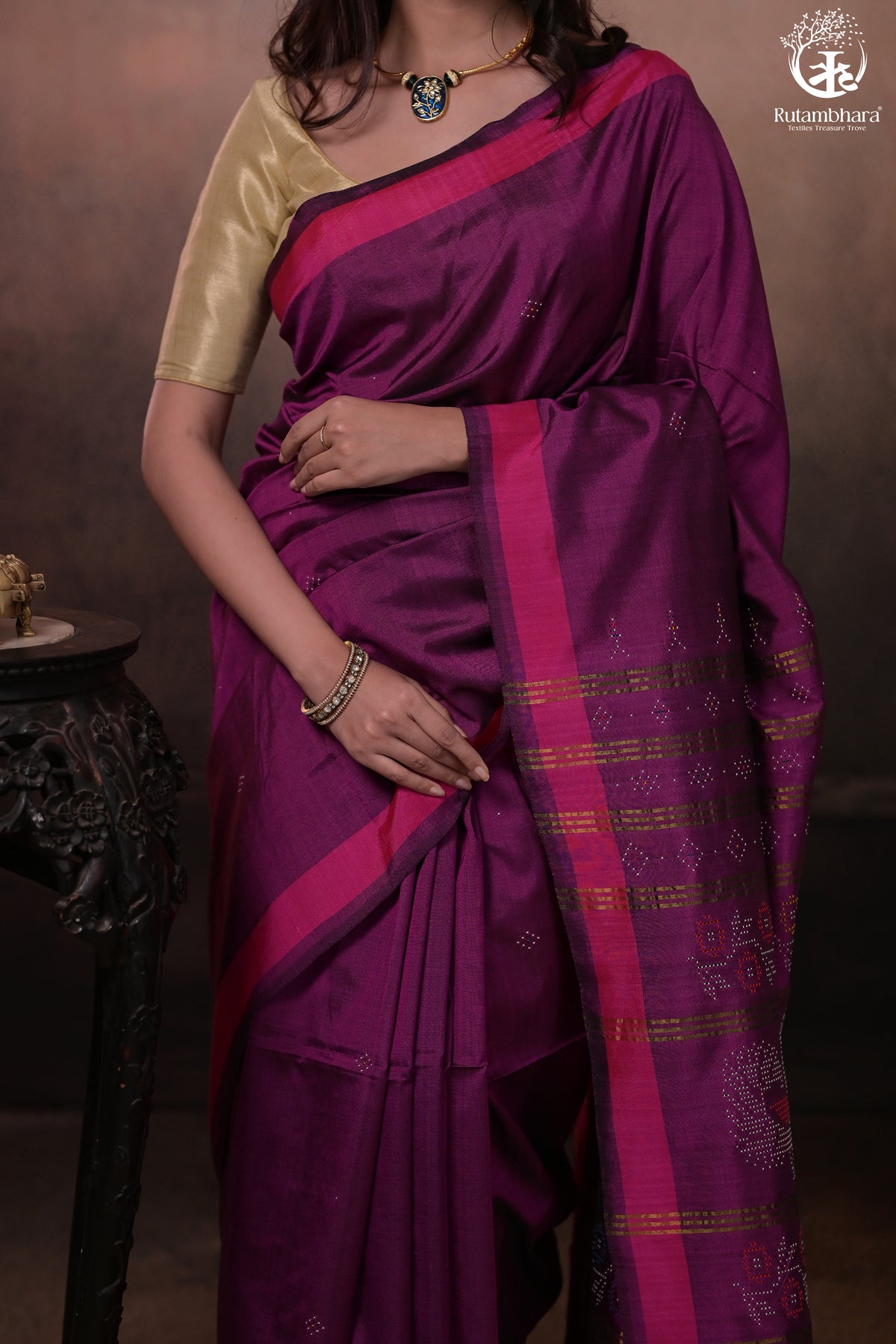 Nuktaa - Pink Magenta Exquisite Handwoven Tangaliya Saree With Pink Selvedge And Elaborate Pallu