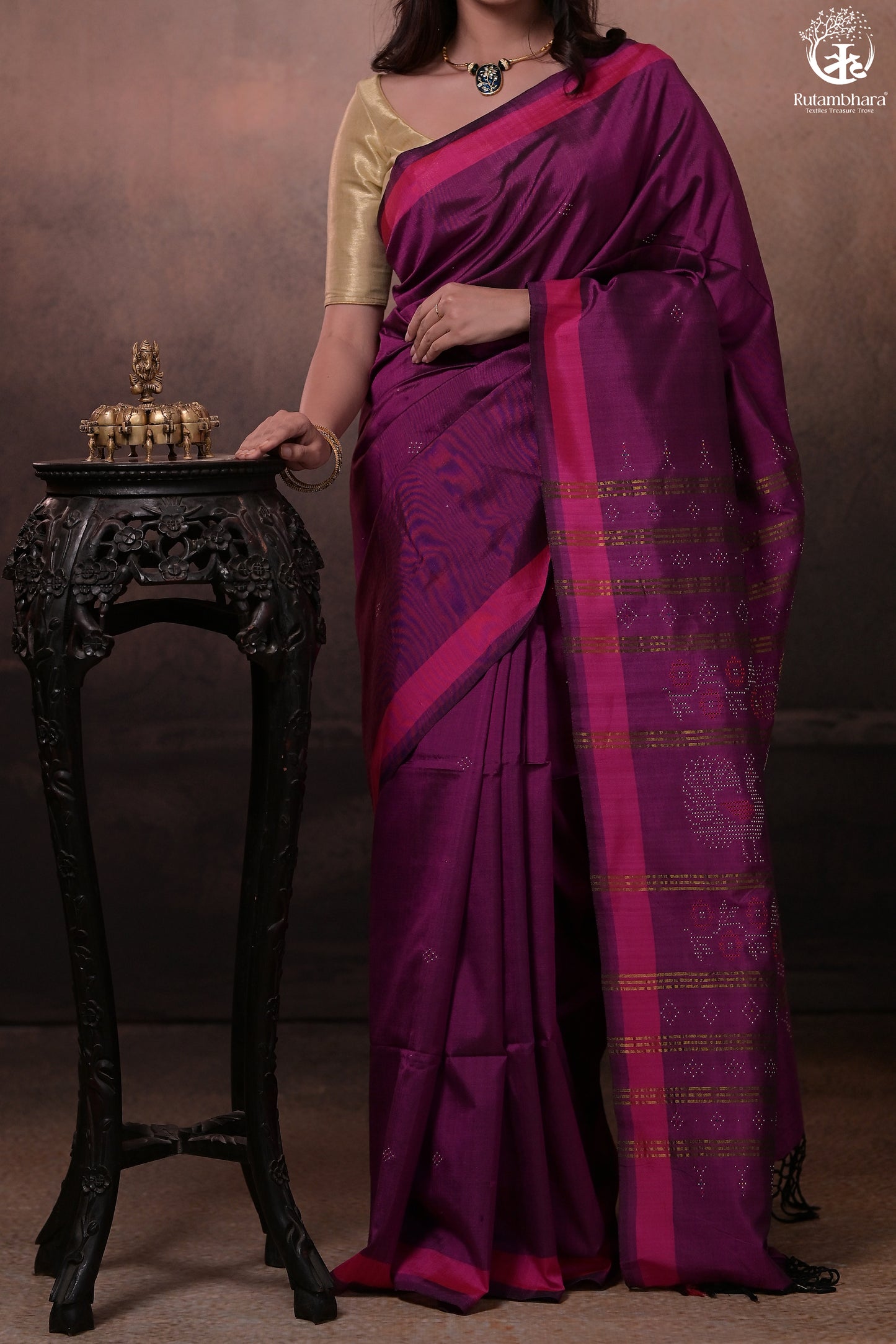 Nuktaa - Pink Magenta Exquisite Handwoven Tangaliya Saree With Pink Selvedge And Elaborate Pallu