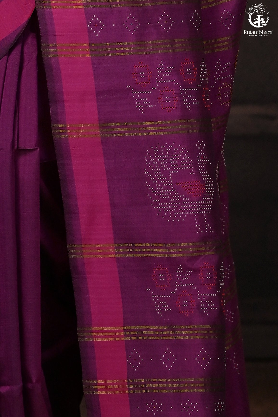 Nuktaa - Pink Magenta Exquisite Handwoven Tangaliya Saree With Pink Selvedge And Elaborate Pallu