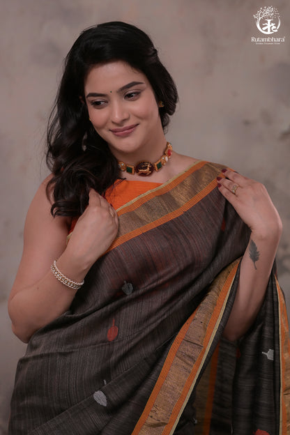 Black Handwoven Jamdani Muslin Matka Silk Saree-Rutambhara-RUTAMBHARA