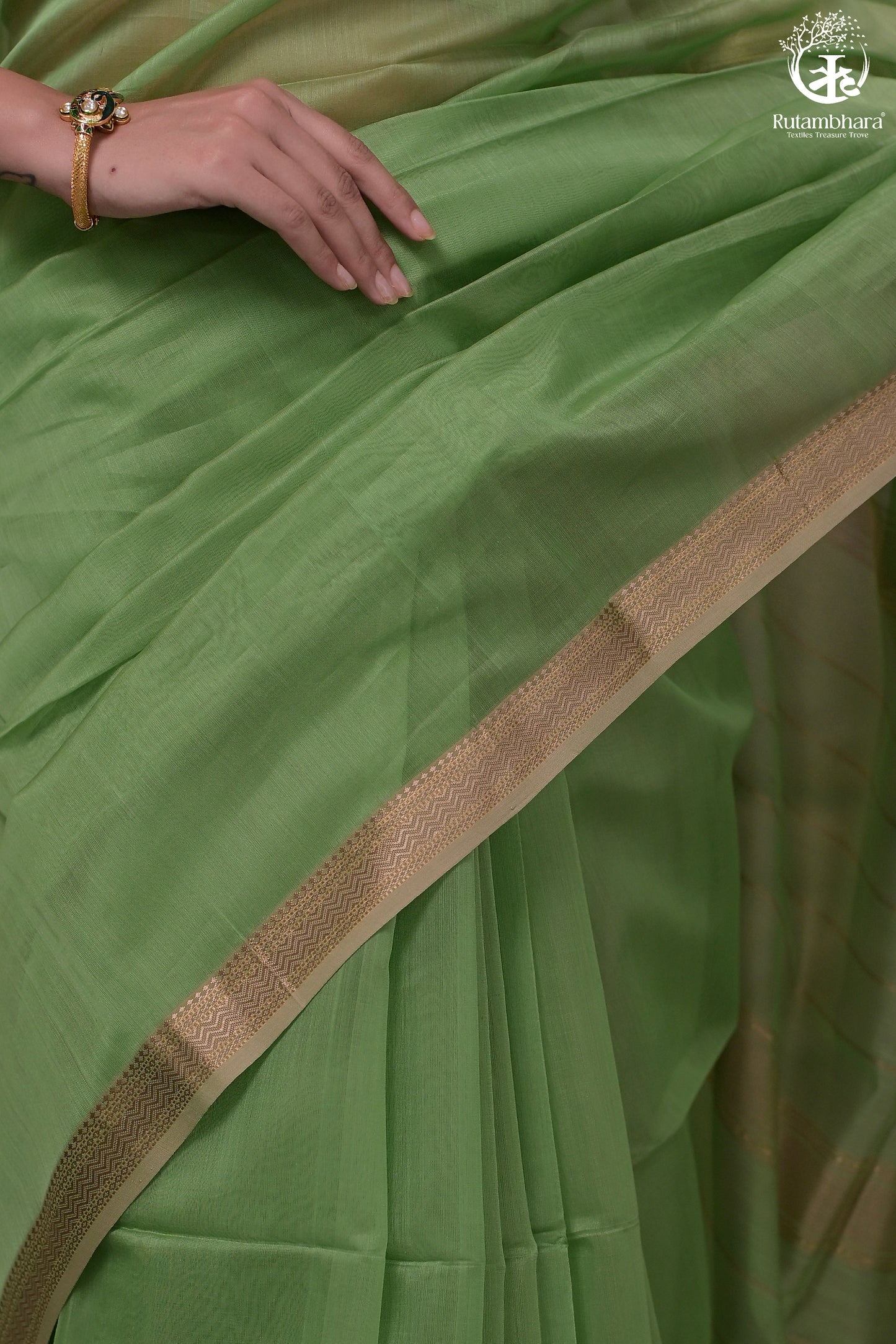 Narmaa - Pastel Green With Small Leher Border Silk Cotton Saree