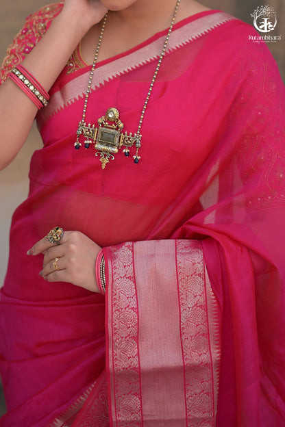 Bhadra - Pink Plain Handwoven Silk Cotton Saree With Silver Zari Kanchi Border-Rutambhara-RUTAMBHARA