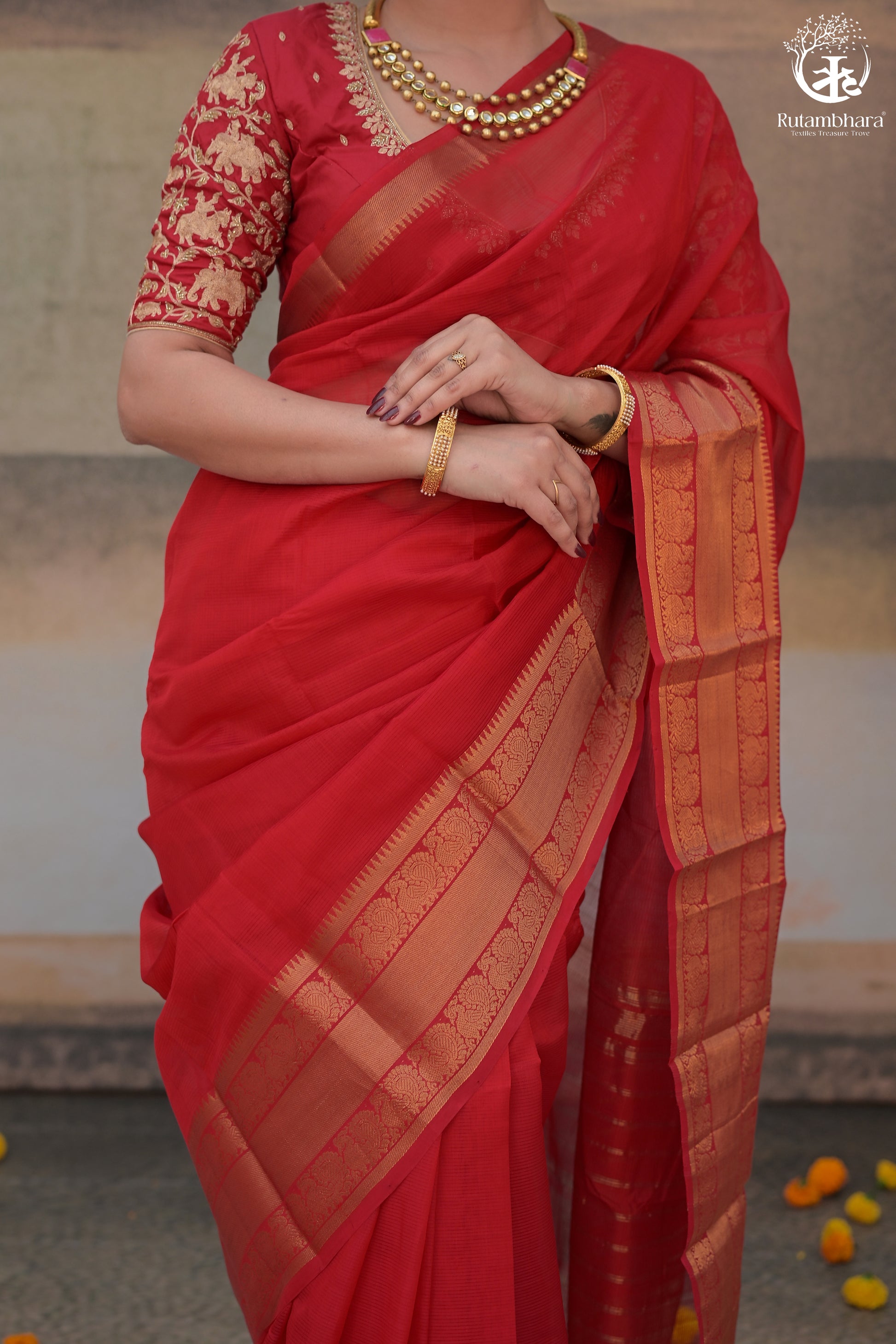 Bhadra - Red Plain Handwoven Silk Cotton Saree With Gold Zari Kanchi Border-Rutambhara-RUTAMBHARA