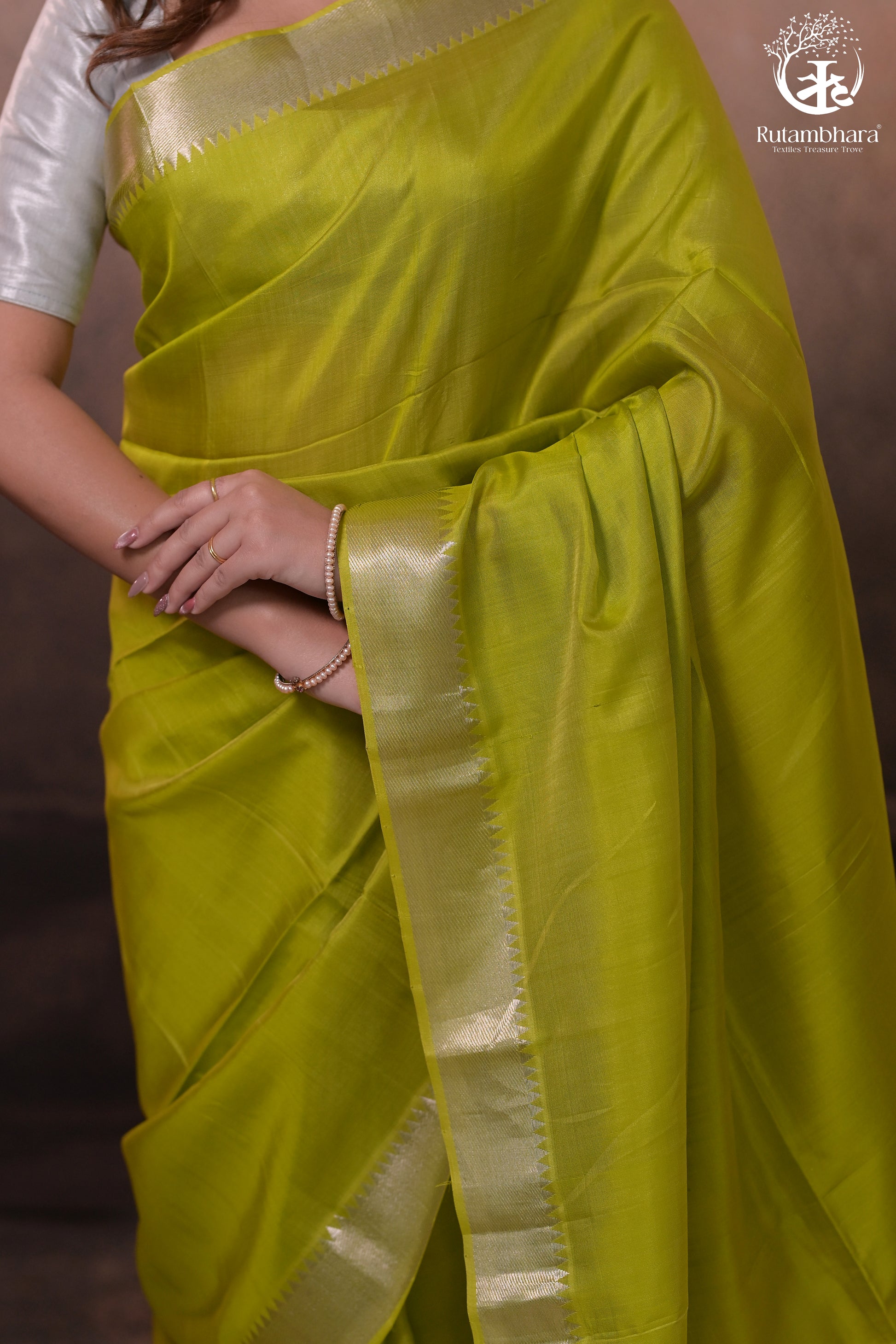 Bhadra - Lemon Green Plain Handwoven Silk Saree With Silver Zari Border-Rutambhara-RUTAMBHARA