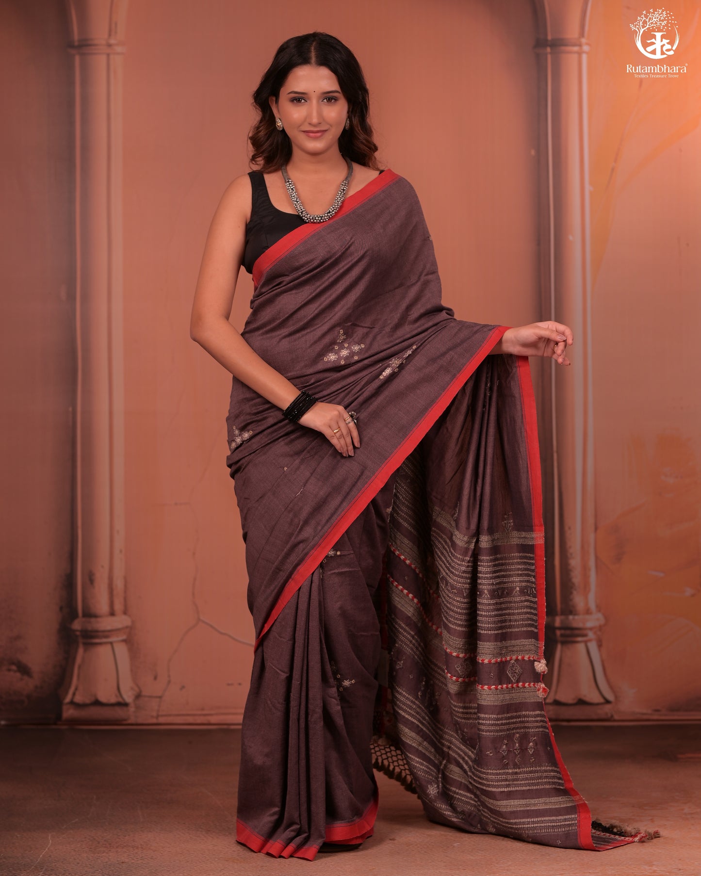 JESAAL - Authentic Kutchhi Handloom Saree in Cotton and Silk Weave