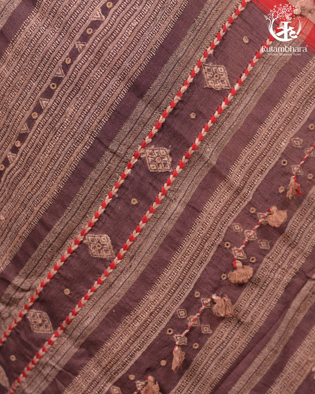 JESAAL - Authentic Kutchhi Handloom Saree in Cotton and Silk Weave