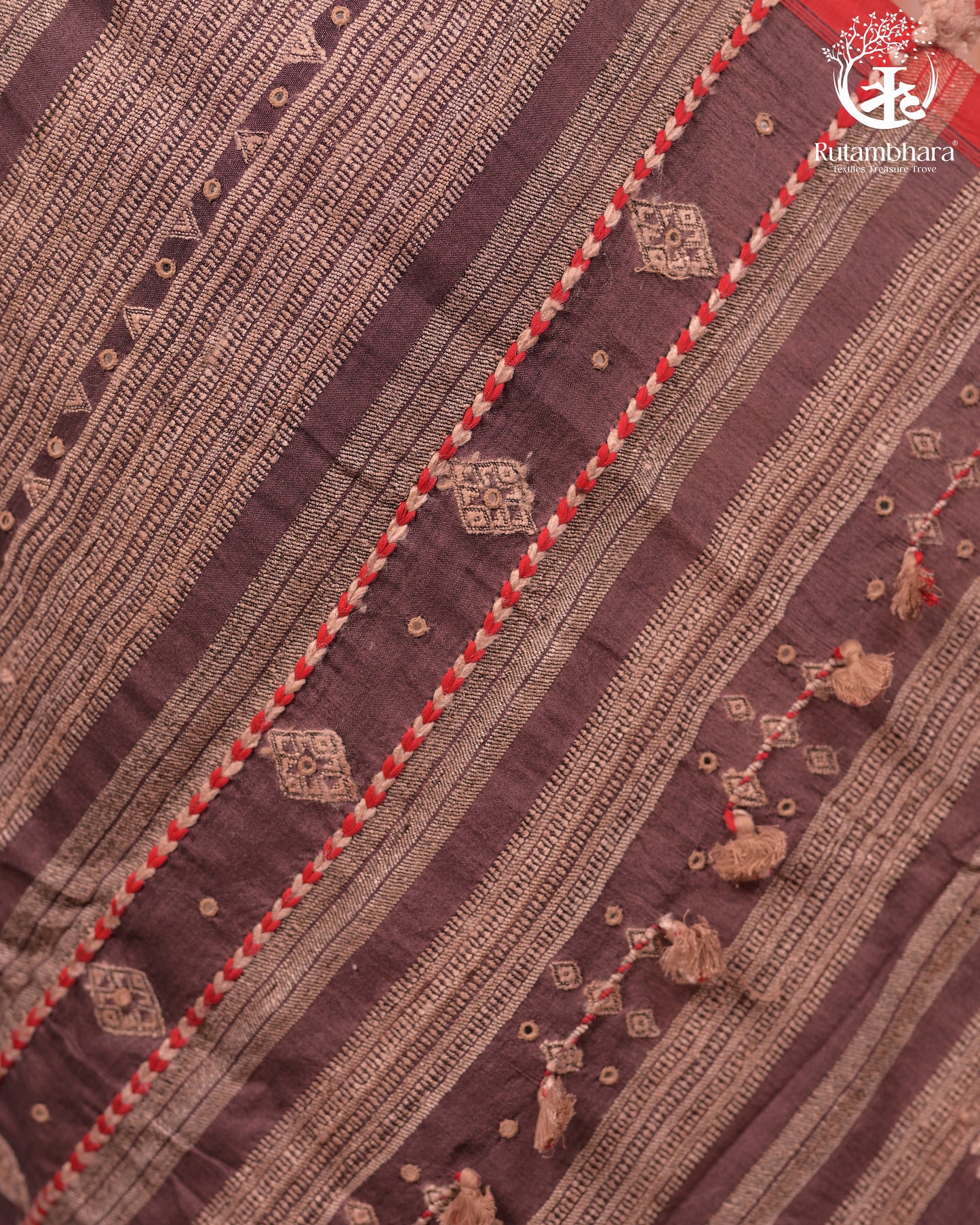 JESAAL - Authentic Kutchhi Handloom Saree in Cotton and Silk Weave