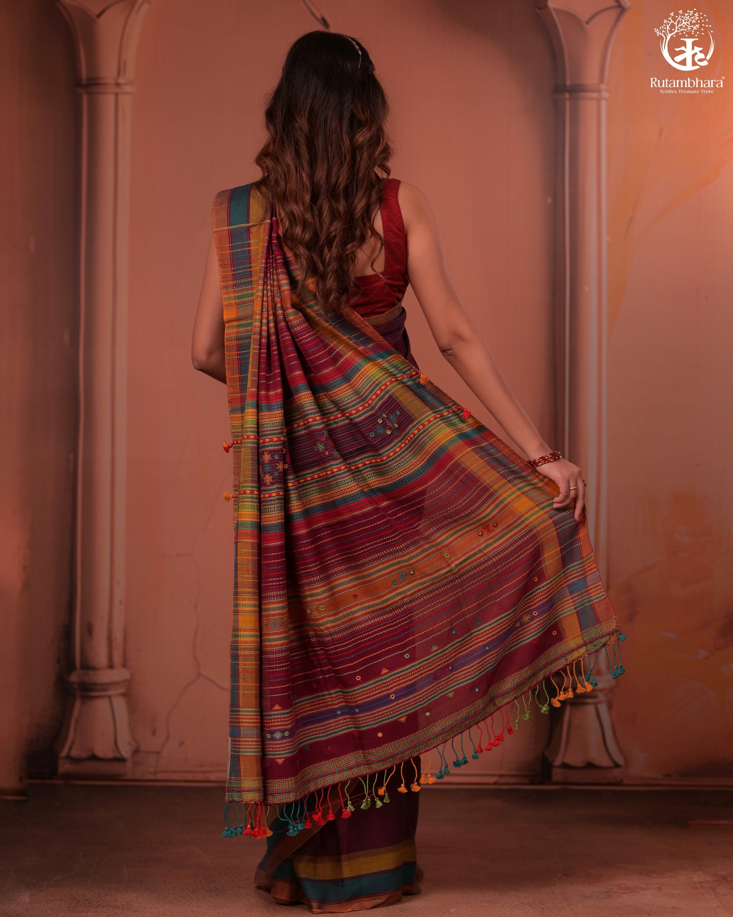 JESAAL - Wine Purple Handloom Cotton Saree with Kutchi Weave Pallu