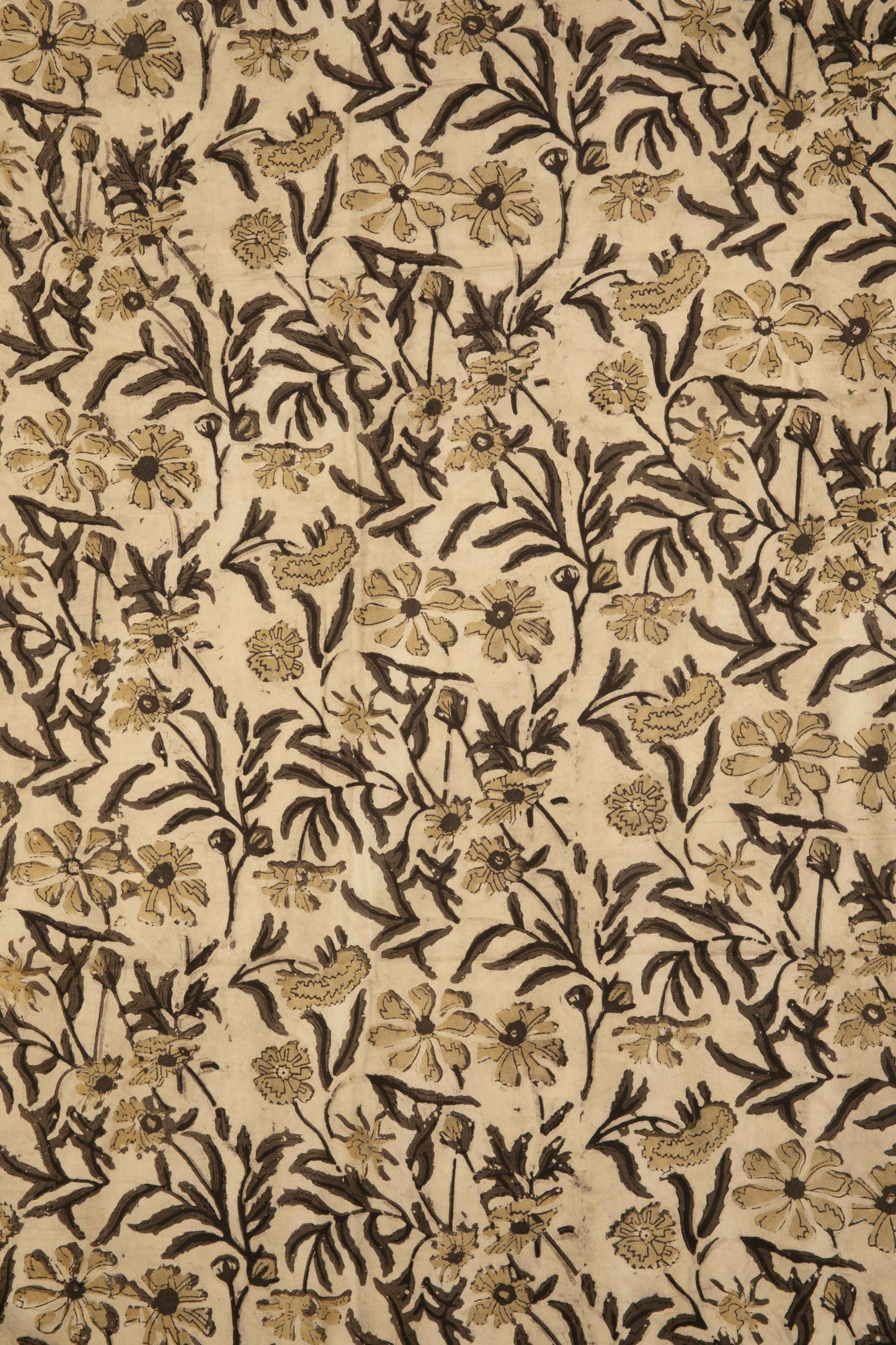 Siyahi - Earthy Floral Vine Fabric