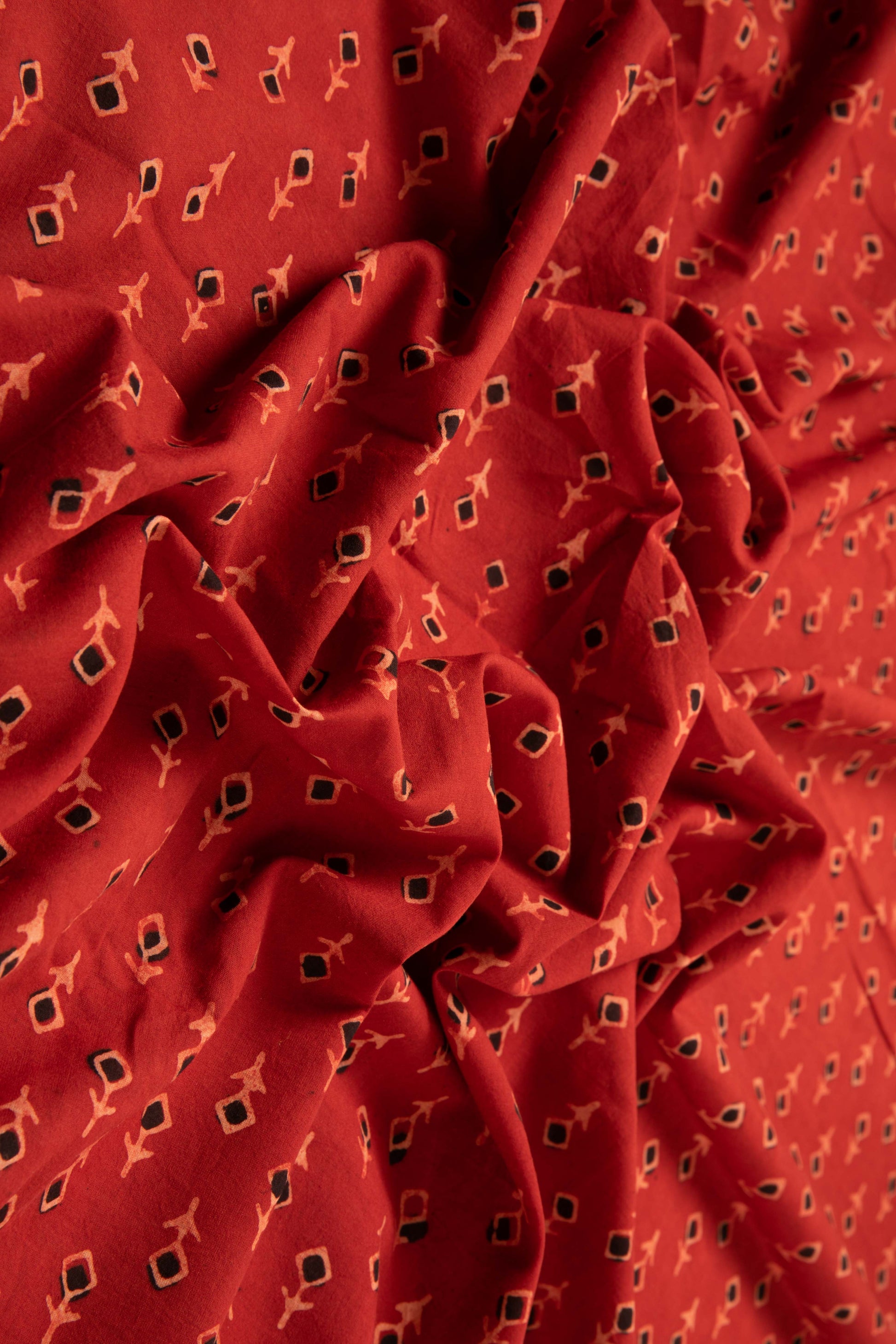 Siyahi - Rust Tribal Motif Sanganeri Dabu Fabric-Rutambhara-RUTAMBHARA