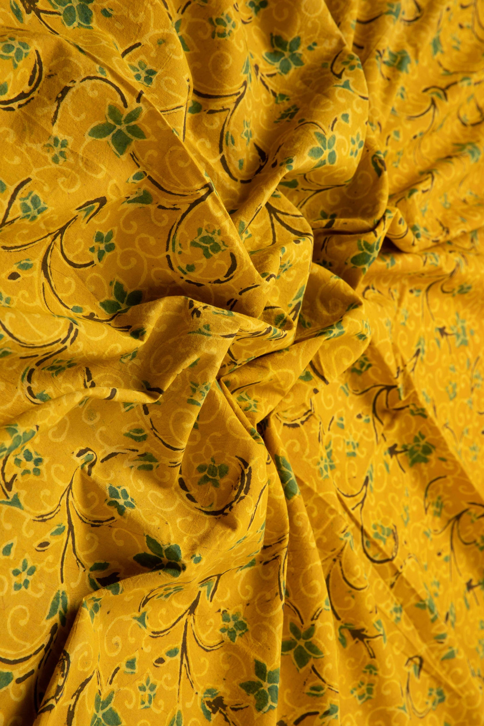 Siyahi - Contemporary Ajrakh Floral Vine Print Cotton Fabric-Rutambhara-RUTAMBHARA