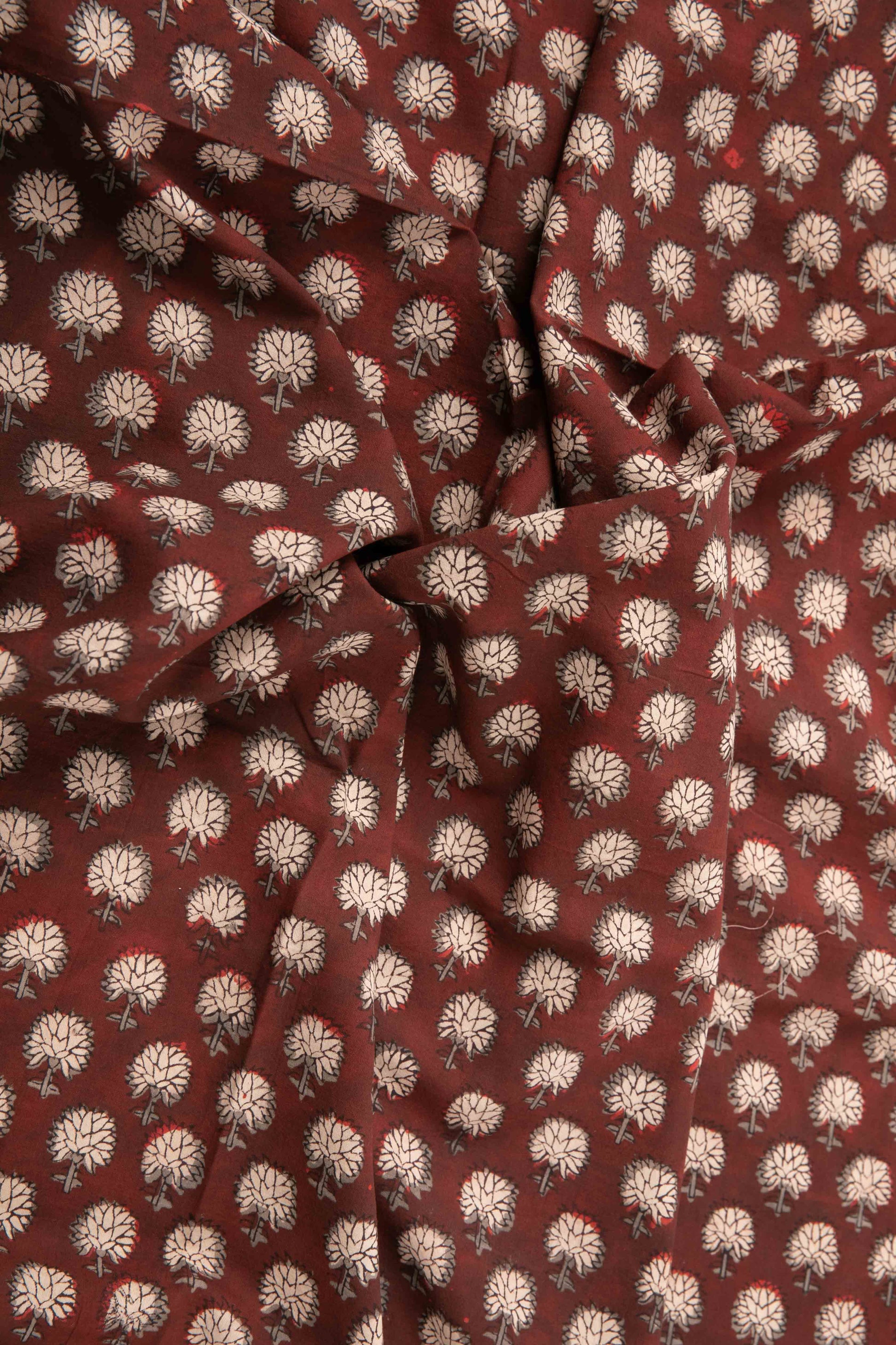 ARTISANAL DABU PRINT WITH TREE MOTIF