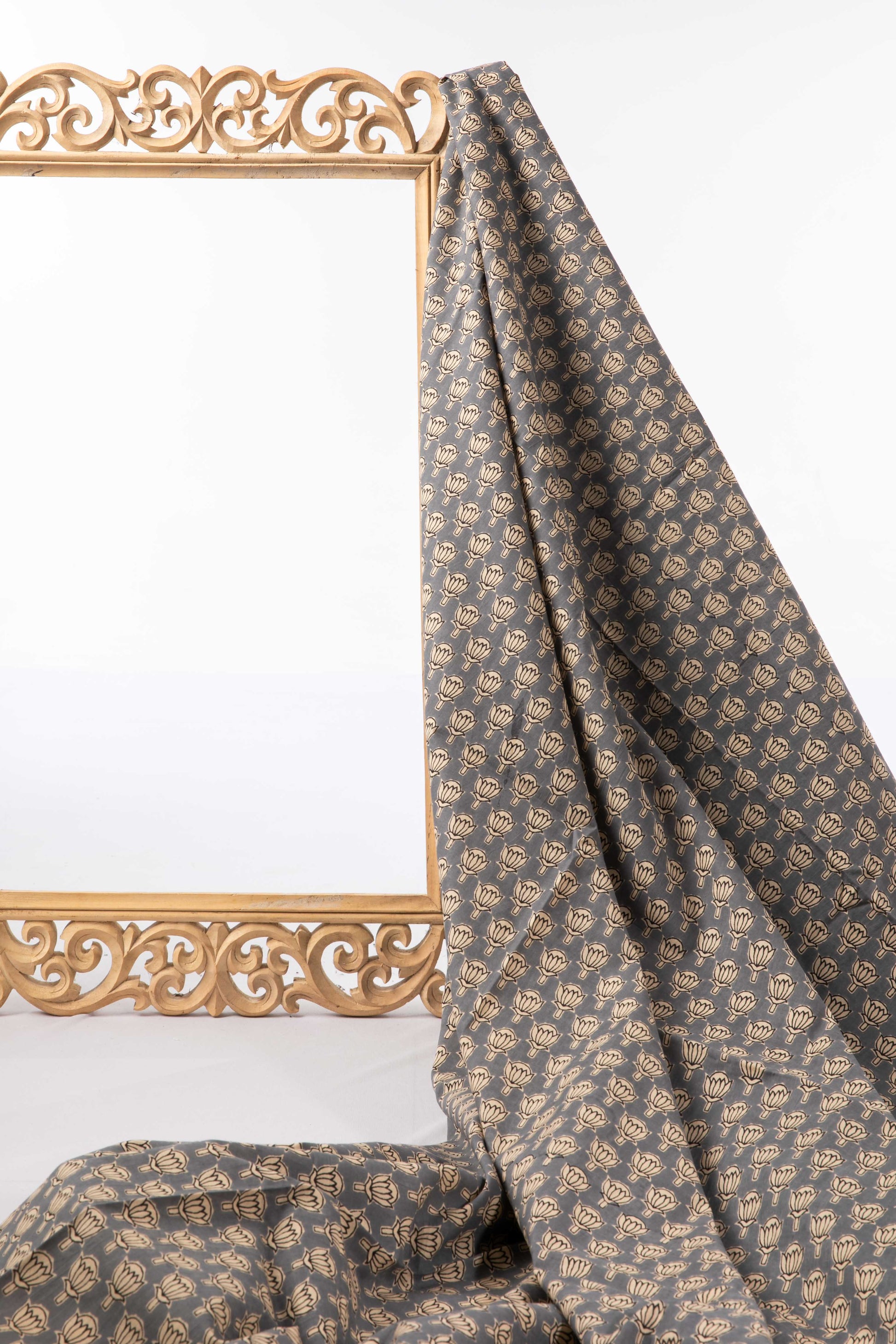 Siyahi - Handcrafted Sanganeri Lotus Motif Print Fabric-Rutambhara-RUTAMBHARA